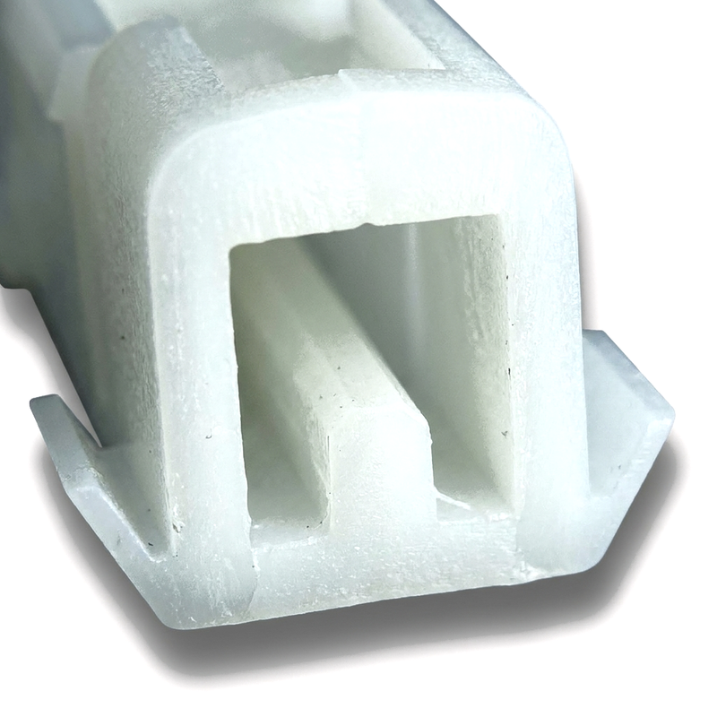 GM Geo Isuzu Windshield Moulding Clip 17355 - Macro