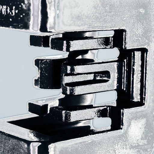 Nissan Rogue Cowl Grille Clip 66820-4BA5A | Rogue 2014-2021 — Macro Detail