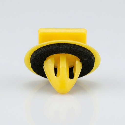 Kia Cowl Retainer 3042 - Top-down view
