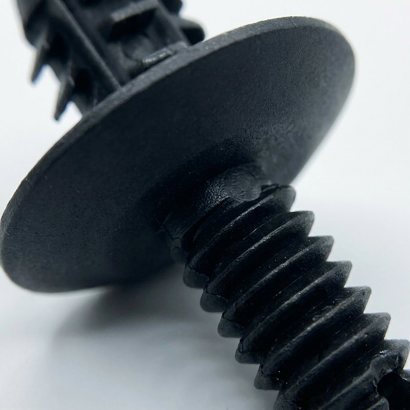 Chrysler Cowl Retainer 18247 - Macro